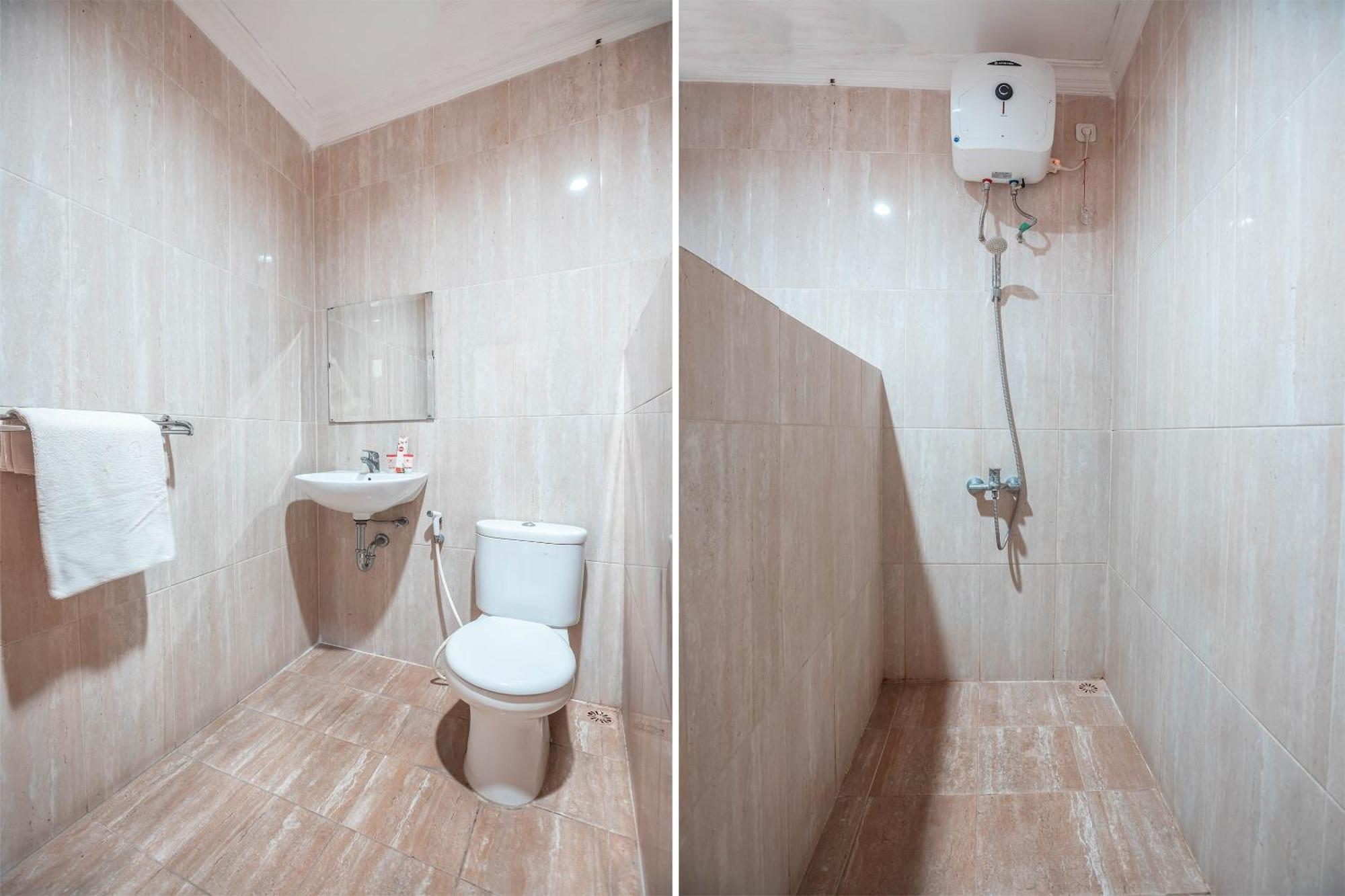 Super Oyo 686 Bunga Karang Hotel Bekasi Ngoại thất bức ảnh